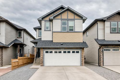 469 Skyview Shores Manor Ne, House with 6 bedrooms, 4 bathrooms and 5 parking in Calgary AB | Card Image