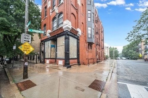 2f-1481 W Erie St, Chicago, IL, 60642-6168 | Card Image