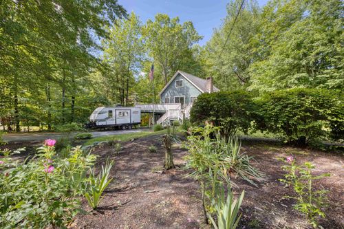 49 Mountain View Dr, Moultonborough, NH, 03254-8806 | Card Image