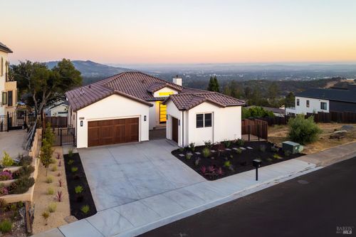 2156 Wedgewood Way, Santa Rosa, CA, 95404 | Card Image