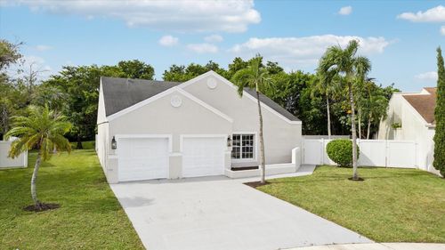 8587 Dynasty Dr, Boca Raton, FL, 33433-6823 | Card Image