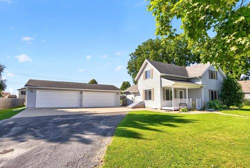10 5th St Sw, Eyota, MN, 55934-9778 | Card Image