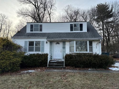 27 Harding St, Pearl River, NY, 10965-1522 | Card Image