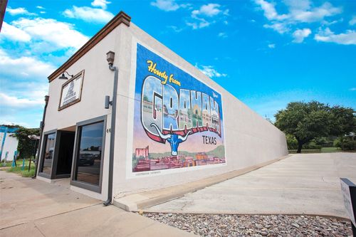 445 Elm St, Graham, TX, 76450-2515 | Card Image