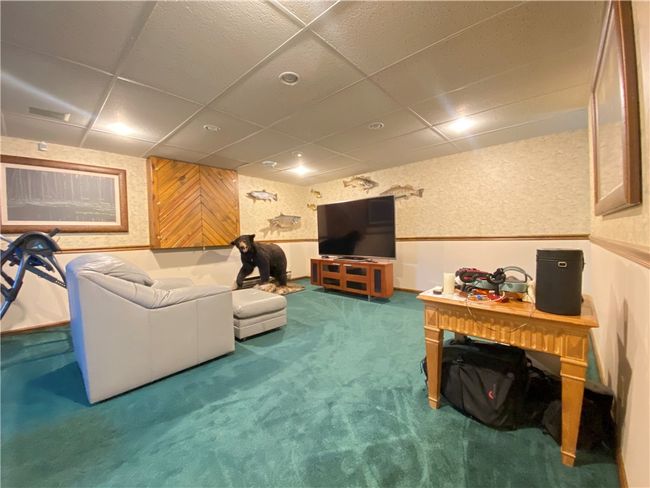 240 Hamburg Rd, House other with 3 bedrooms, 2 bathrooms and 2 parking in Greenville PA | Image 40