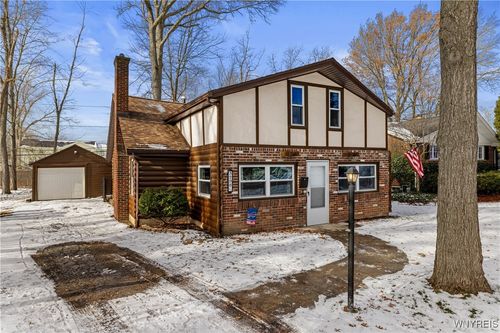 3298 Greenway Rd, Grand Island, NY, 14072-1013 | Card Image