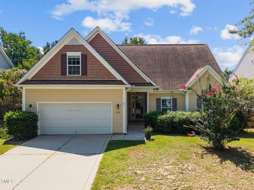 321 Timber Meadow Lake Dr, Fuquay-Varina, NC, 27526-4982 | Card Image