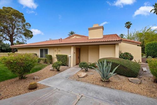 2671 N Whitewater Club Dr, Palm Springs, CA, 92262-2686 | Card Image