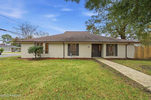 610 N Adams Ave, Rayne, LA, 70578-6035 | Card Image