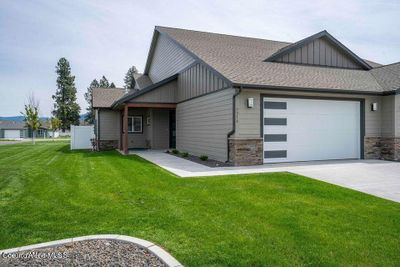 7279 N Grafton St., House other with 2 bedrooms, 2 bathrooms and null parking in Coeur d'Alene ID | Image 1