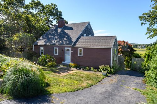 78 Wood Ave, Sandwich, MA, 02563-1941 | Card Image