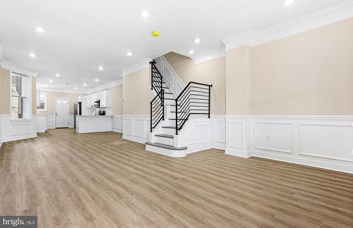 806 S 56th St, PHILADELPHIA, PA, 19143-2818 | Card Image