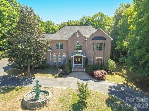 381 Lake Forest Dr, Taylorsville, NC, 28681-7633 | Card Image