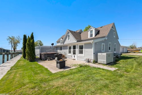 7650 S Channel Dr, Harsens Island, MI, 48028 | Card Image