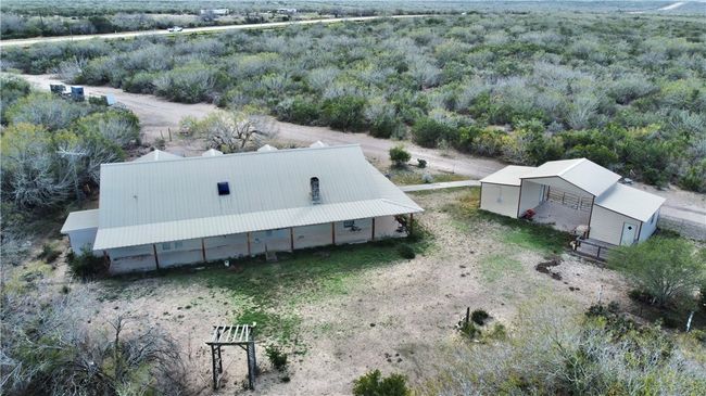 3150 N Highway 59, House other with 4 bedrooms, 2 bathrooms and null parking in Freer TX | Image 38