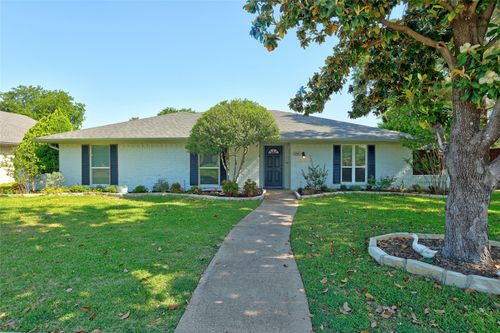 1911 University Dr, Richardson, TX, 75081-3922 | Card Image