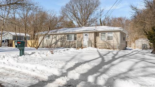 17 Nelson Pl, Mastic, NY, 11950-2205 | Card Image