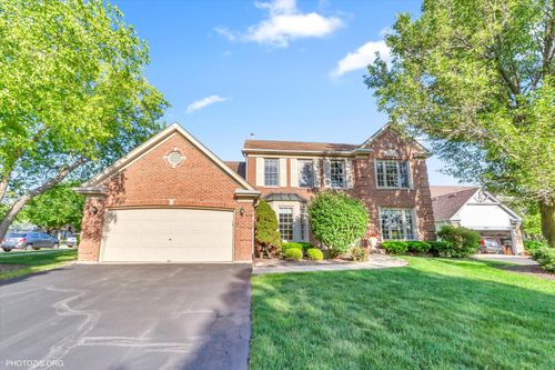 1175 Oxford Ct, Lake Zurich, IL, 60047-7106 | Card Image