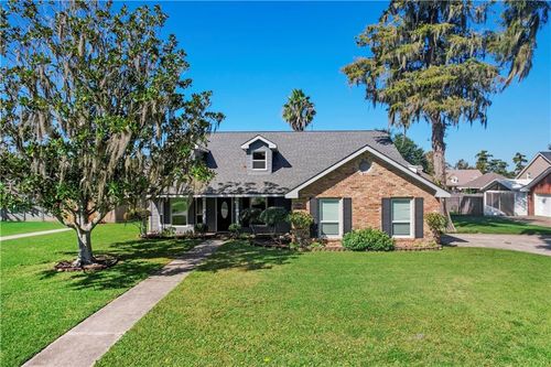 31 E Woodlawn Dr, Destrehan, LA, 70047-2537 | Card Image