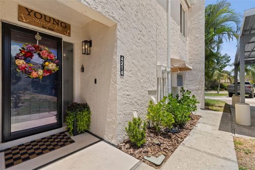 na-4214 Harbor House Dr, TAMPA, FL, 33615-5410 | Card Image