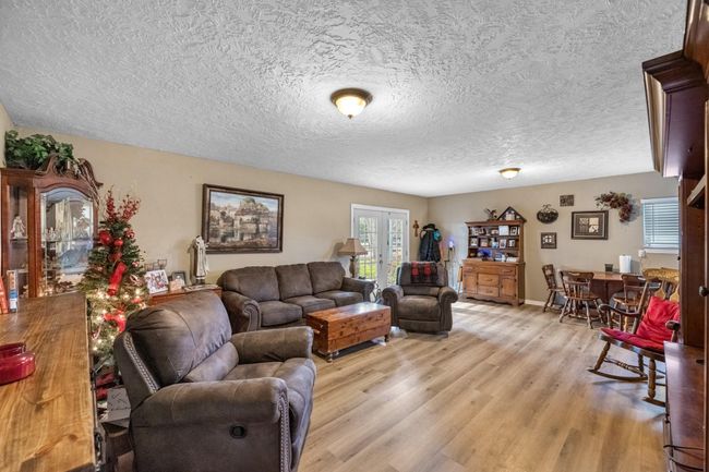 13236 Fm 1409, House other with 4 bedrooms, 3 bathrooms and 3 parking in Old River-Winfree TX | Image 34