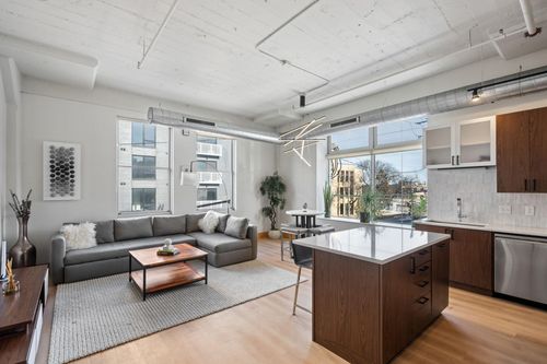 unit-211-918 3rd St N, Minneapolis, MN, 55401-1045 | Card Image