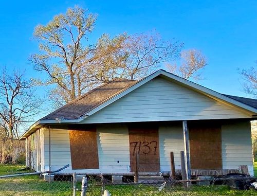 7137 Bywood St, Houston, TX, 77028-2301 | Card Image