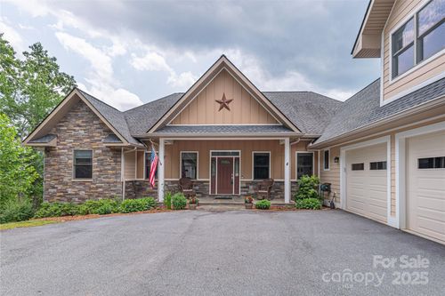930 Big Raven Ln, Saluda, NC, 28773-7809 | Card Image