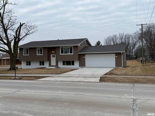 206 S 5th St, Eldridge, IA, 52748-1569 | Card Image