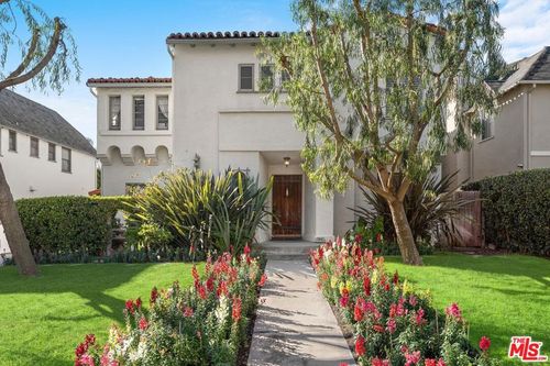 537 N June St, Los Angeles, CA, 90004-1039 | Card Image