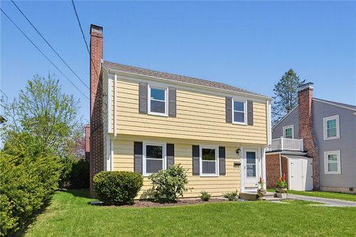 100 Hope St, Rumford, RI, 02916-1610 | Card Image