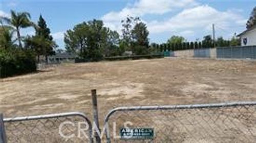 1501 N Lowell Ln, Santa Ana, CA, 92706-1933 | Card Image