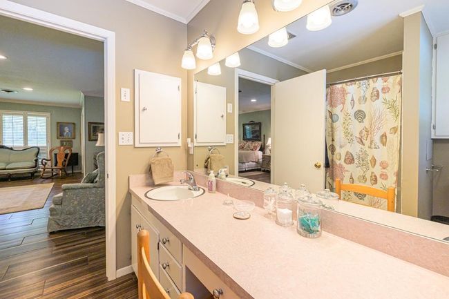 161 Red Bird Rdg, House other with 3 bedrooms, 3 bathrooms and null parking in Beeville TX | Image 32