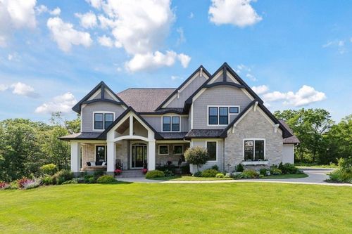 1432 25th St, Houlton, WI, 54082-1900 | Card Image