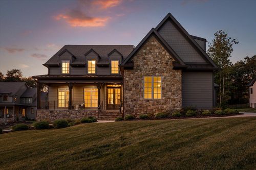 8293 Mountain Laurel Trl, Signal Mountain, TN, 37377-1797 | Card Image