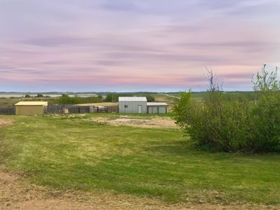 37117 Highway 56, House other with 2 bedrooms, 2 bathrooms and null parking in Stettler County No. 6 AB | Image 3