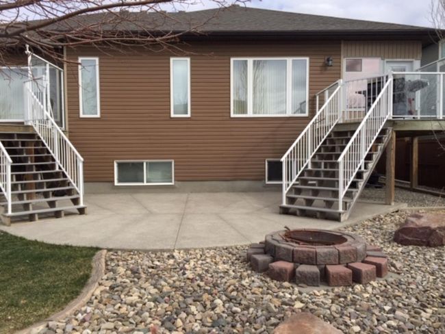 34 Waterfront Landing, Home with 5 bedrooms, 4 bathrooms and 6 parking in Coaldale AB | Image 10