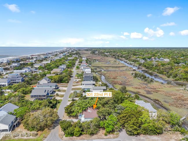 301 22 Nd Pl E, House other with 3 bedrooms, 3 bathrooms and 1 parking in Oak Island NC | Image 52