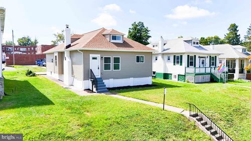 3917 Wilkens Ave, Baltimore, MD, 21229-5037 | Card Image