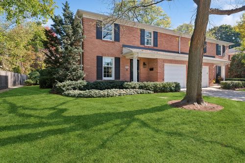 516 Ridge Road, Wilmette, IL, 60091 | Card Image