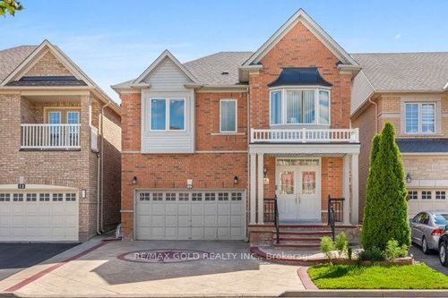 14 Beckenham Rd, Brampton, ON, L6P2L7 | Card Image
