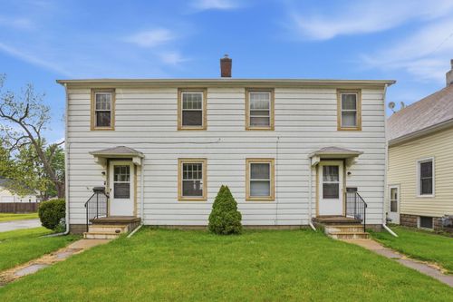 201 17th Ave, East Moline, IL, 61244-2020 | Card Image