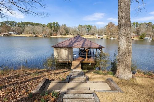 11249 Hamrick Lake Rd, Winona, TX, 75792-6817 | Card Image