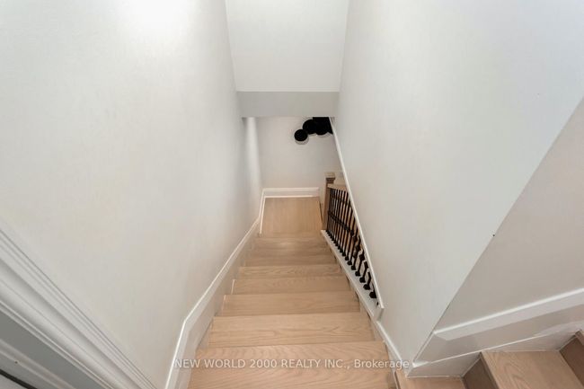 8071 Kipling Ave, House other with 4 bedrooms, 2 bathrooms and 6 parking in Woodbridge ON | Image 25