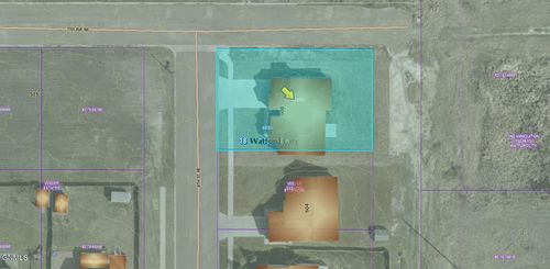 608 6th St Ne, Watford City, ND, 58854-3077 | Card Image