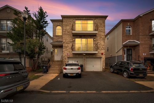 2-13 Lisa Ct, Newark, NJ, 07112-2986 | Card Image