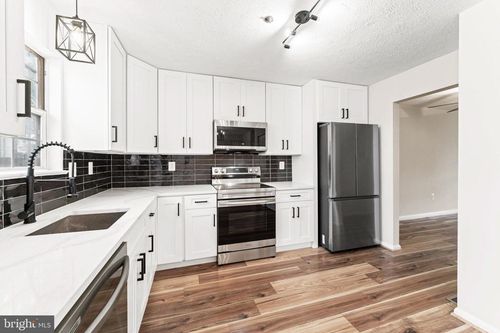 5244 Daventry Ter, DISTRICT HEIGHTS, MD, 20747-2776 | Card Image