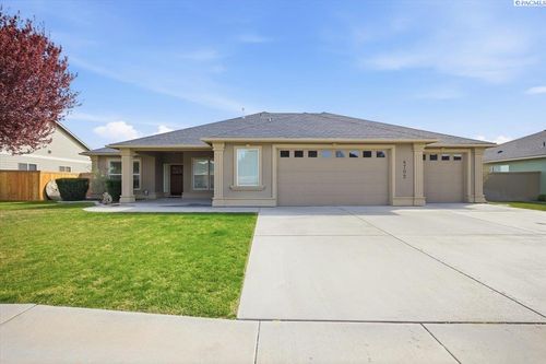 4702 Cathedral Drive, Pasco, WA, 99301 | Card Image