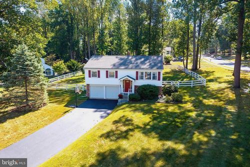 402 Concord Ave, EXTON, PA, 19341-1818 | Card Image