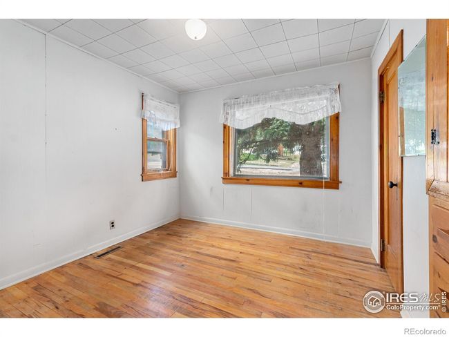 Primary bedroom on main level | Image 18